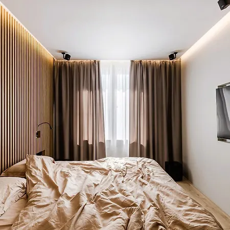 Designed 1br In 3* 베흑사이으